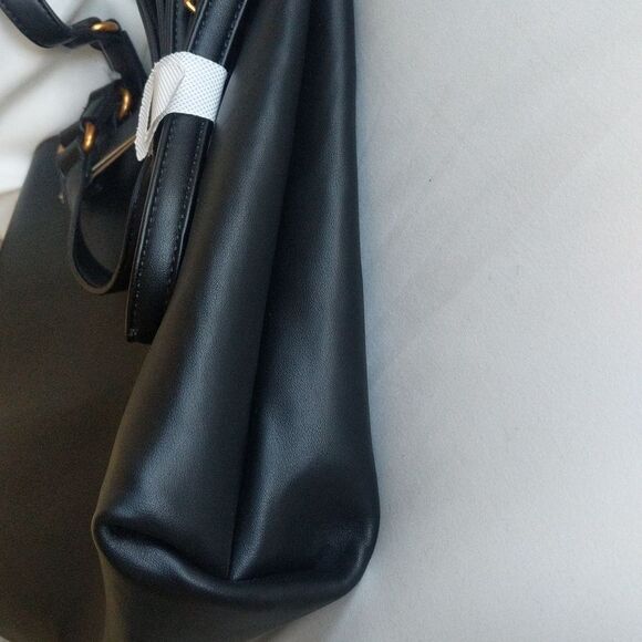 Street Level Small -Reversible Black / Leopard Tote - Picture 4 of 14